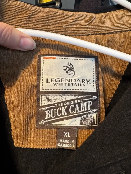 Legendary Whitetails - Picture 3 of 3